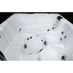 Спа бассейн BestSpa's Crystal